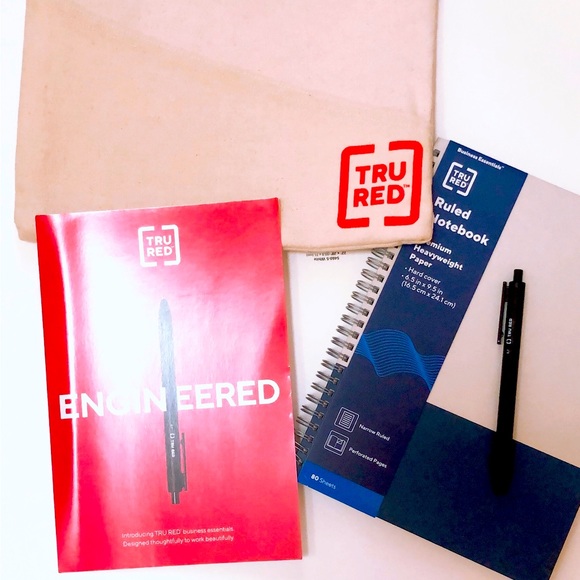 sale Brand new Stationery sets $8 - Picture 1 of 2